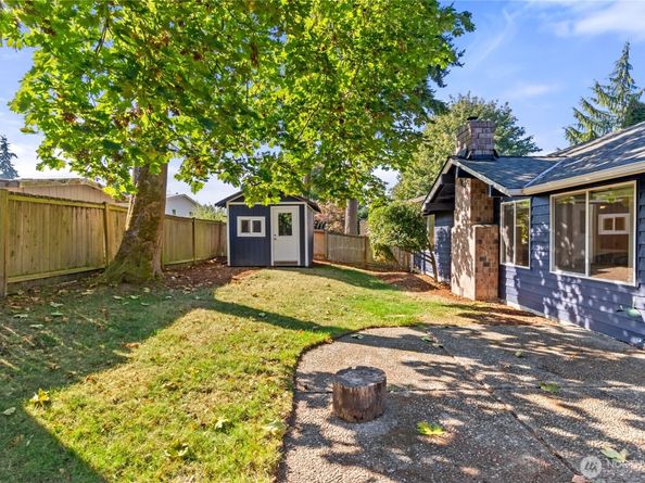 9109 NE 141st Pl, Kirkland WA 98034