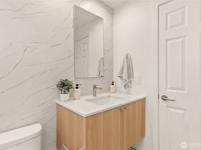 9109 NE 141st Pl, Kirkland WA 98034