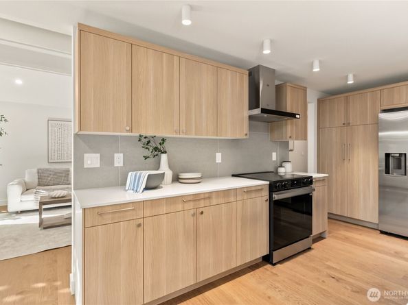 9109 NE 141st Pl, Kirkland WA 98034