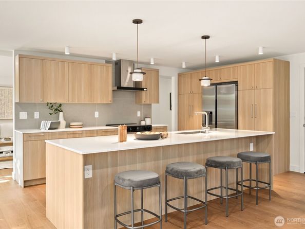 9109 NE 141st Pl, Kirkland WA 98034