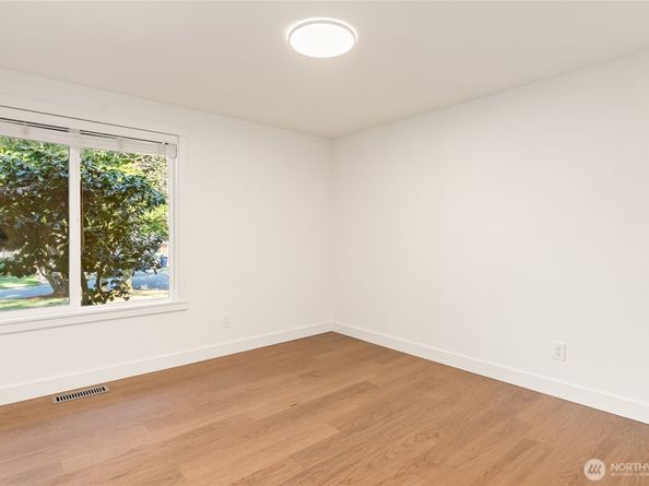 9109 NE 141st Pl, Kirkland WA 98034