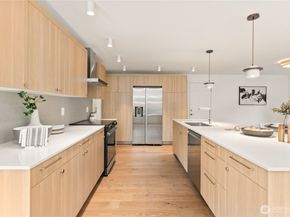 9109 NE 141st Pl, Kirkland WA 98034