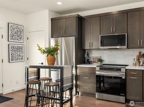 12002 20th Street NE 3, Seattle WA 98125