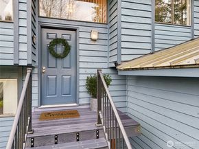 16812 174th Avenue NE, Woodinville WA 98072