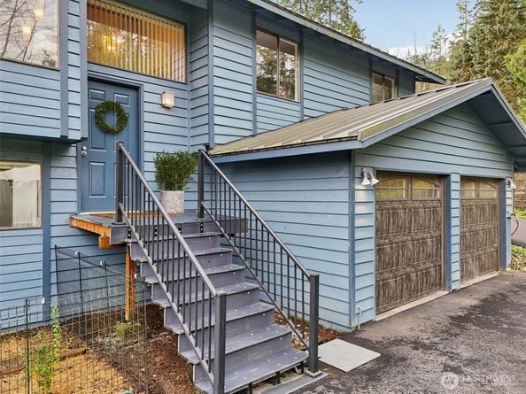 16812 174th Avenue NE, Woodinville WA 98072