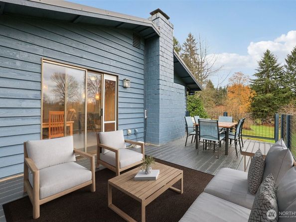 16812 174th Avenue NE, Woodinville WA 98072