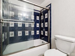 16812 174th Avenue NE, Woodinville WA 98072