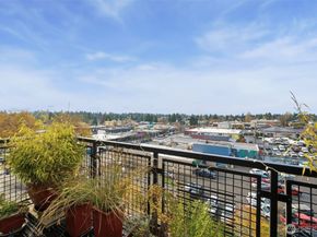 15100 6th Avenue SW 723, Burien WA 98166