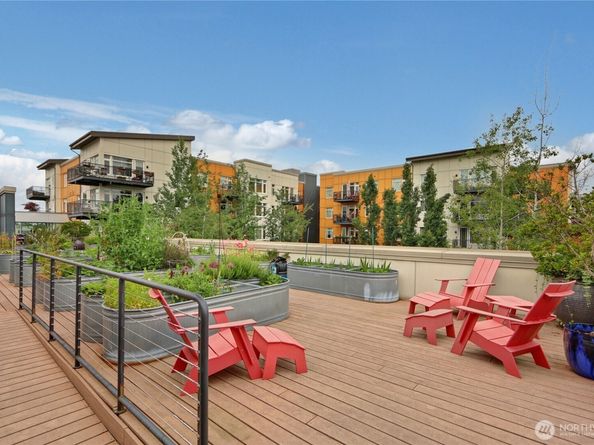 15100 6th Avenue SW 723, Burien WA 98166