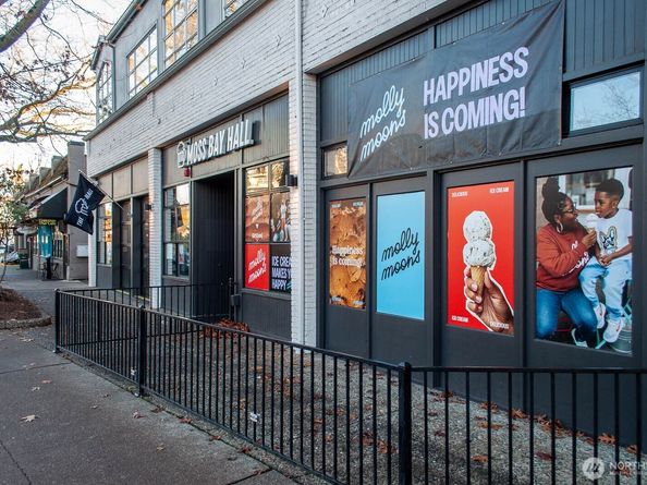 220 1st Street 306, Kirkland WA 98033