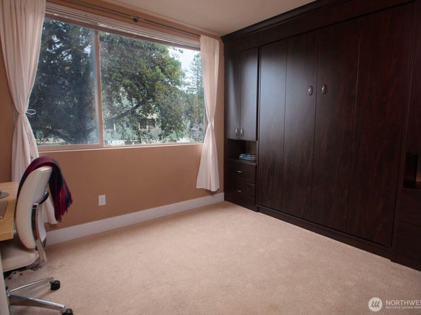 220 1st Street 306, Kirkland WA 98033