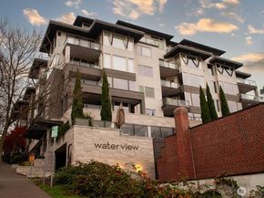 220 1st Street 306, Kirkland WA 98033