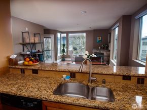 220 1st Street 306, Kirkland WA 98033