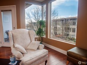 220 1st Street 306, Kirkland WA 98033