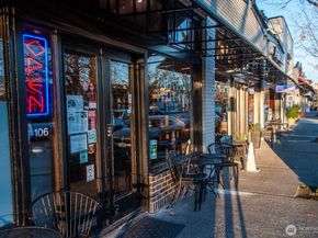 220 1st Street 306, Kirkland WA 98033