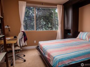 220 1st Street 306, Kirkland WA 98033