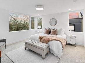 806 34th Avenue, Seattle WA 98122