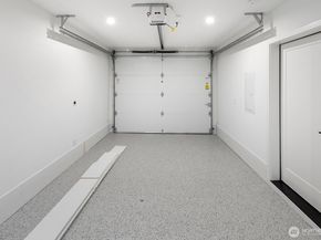 806 34th Avenue, Seattle WA 98122