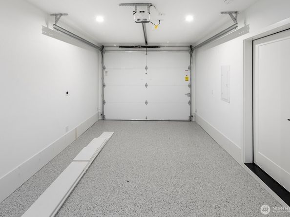 806 34th Avenue, Seattle WA 98122