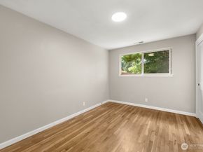 604 N 201st Street, Shoreline WA 98133