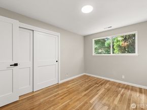 604 N 201st Street, Shoreline WA 98133