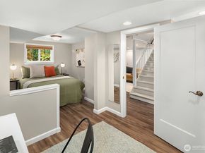 5717 37th Avenue NE, Seattle WA 98105