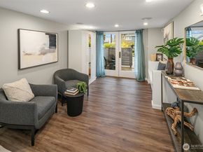 5717 37th Avenue NE, Seattle WA 98105