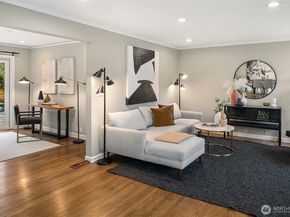 5717 37th Avenue NE, Seattle WA 98105