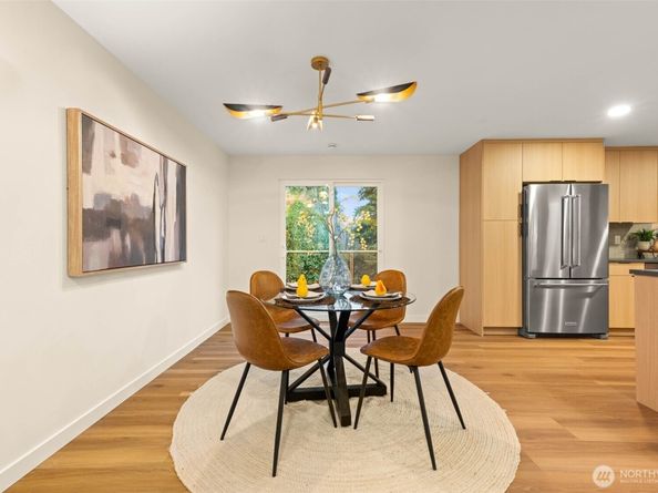 9101 30th Avenue NE, Seattle WA 98115