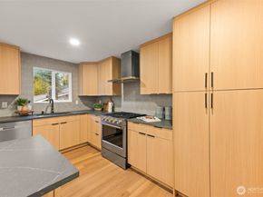 9101 30th Avenue NE, Seattle WA 98115