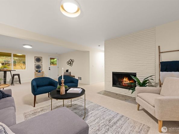 9101 30th Avenue NE, Seattle WA 98115