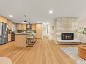 9101 30th Avenue NE, Seattle WA 98115