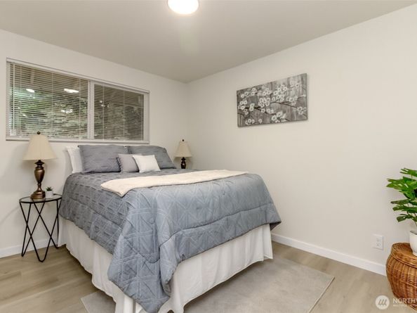 19659 122nd Place SE, Kent WA 98031