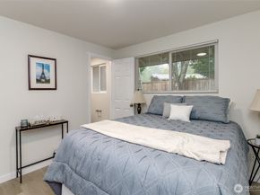 19659 122nd Place SE, Kent WA 98031