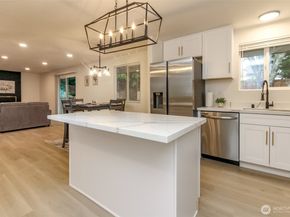 19659 122nd Place SE, Kent WA 98031