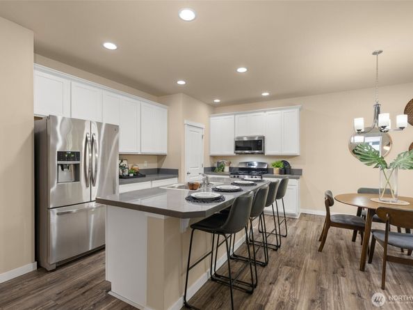 10323 White Deer Place NW, Silverdale WA 98383