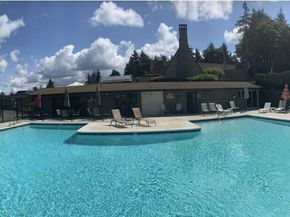 10717 Glen Acres Drive S 735, Burien WA 98168