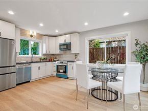 3054 Fairmount Ave SW, Seattle WA 98116