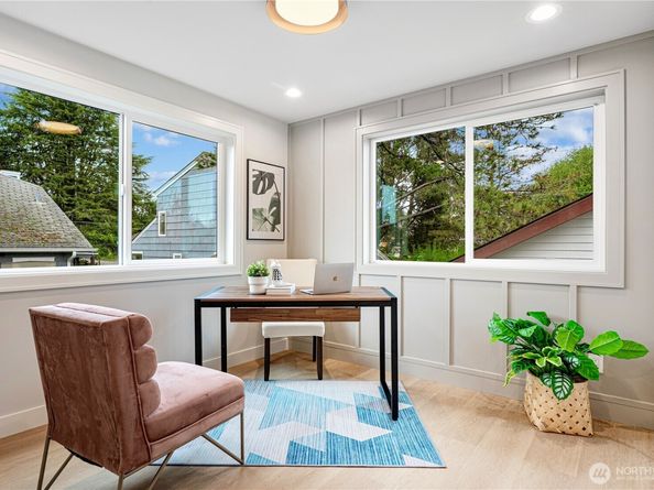 3054 Fairmount Ave SW, Seattle WA 98116