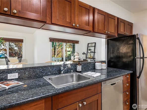 1519 NW 59th Street 101, Seattle WA 98107