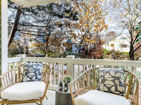 1519 NW 59th Street 101, Seattle WA 98107