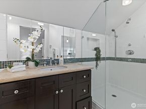 6523 40th Avenue NE, Seattle WA 98115