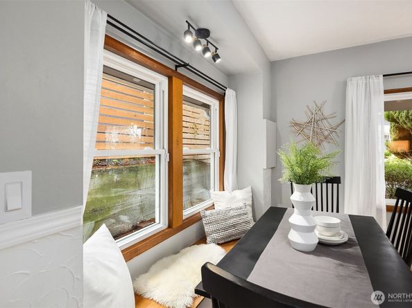 108 N 60th Street, Seattle WA 98103