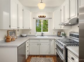 108 N 60th Street, Seattle WA 98103