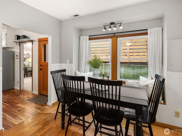 108 N 60th Street, Seattle WA 98103