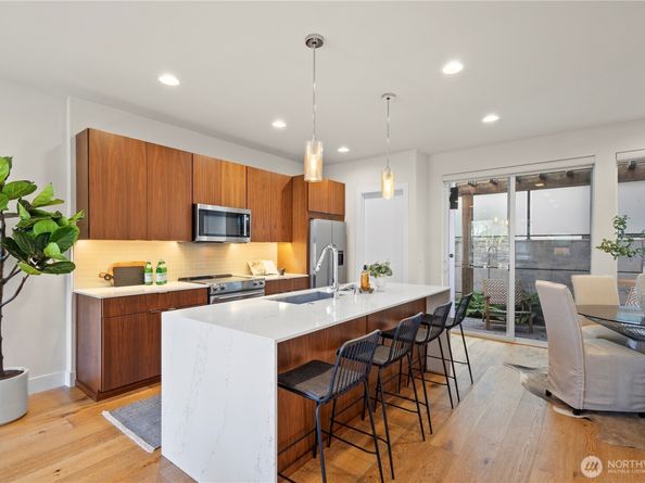 2212 Franklin Avenue E B, Seattle WA 98102