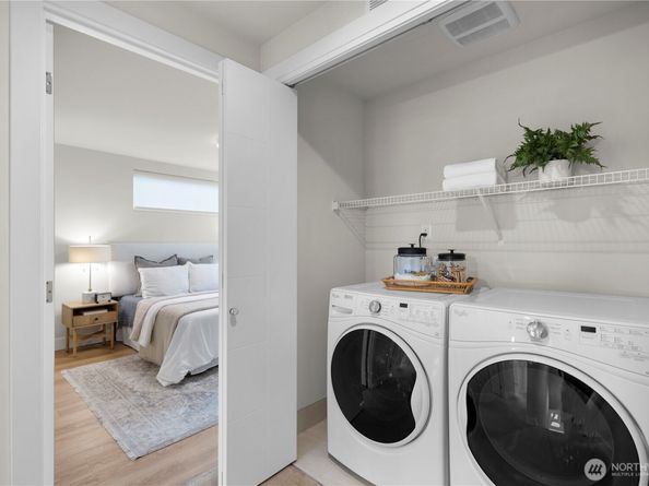 2212 Franklin Avenue E B, Seattle WA 98102