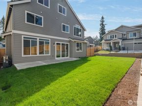 17254 NE 113th Court, Redmond WA 98052
