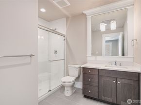 17254 NE 113th Court, Redmond WA 98052