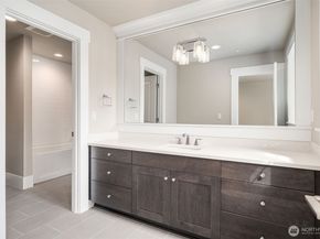 17254 NE 113th Court, Redmond WA 98052